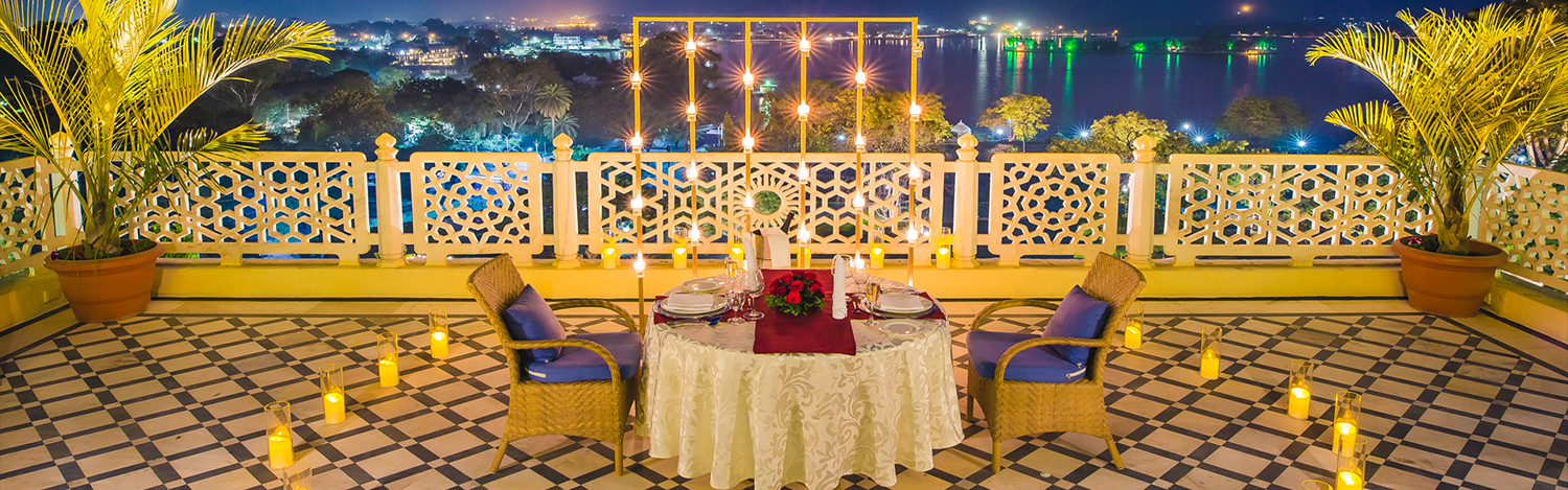 Maharaja-Style-at-Maharaja-Courtyard-Udaipur